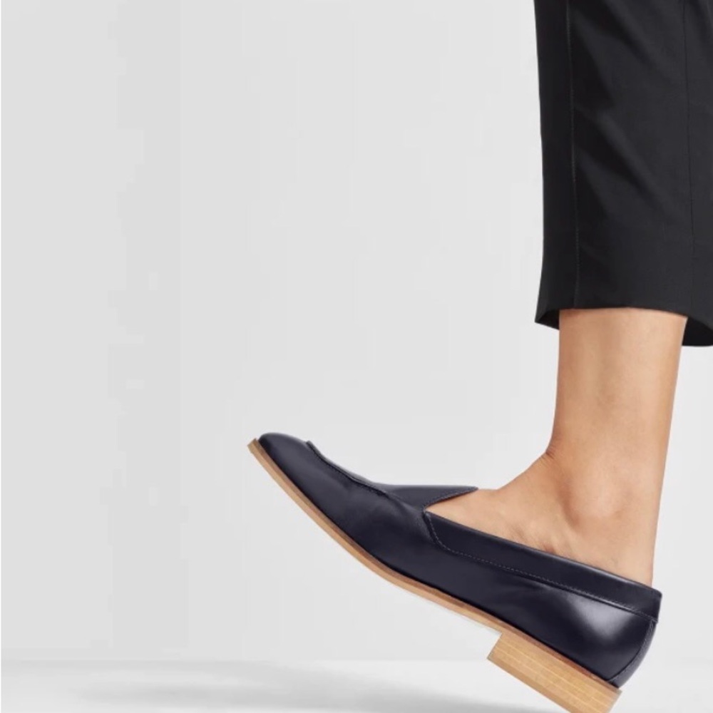 Everlane Black Leather Modern Loafer - New, size 6 - Picture 5 of 11